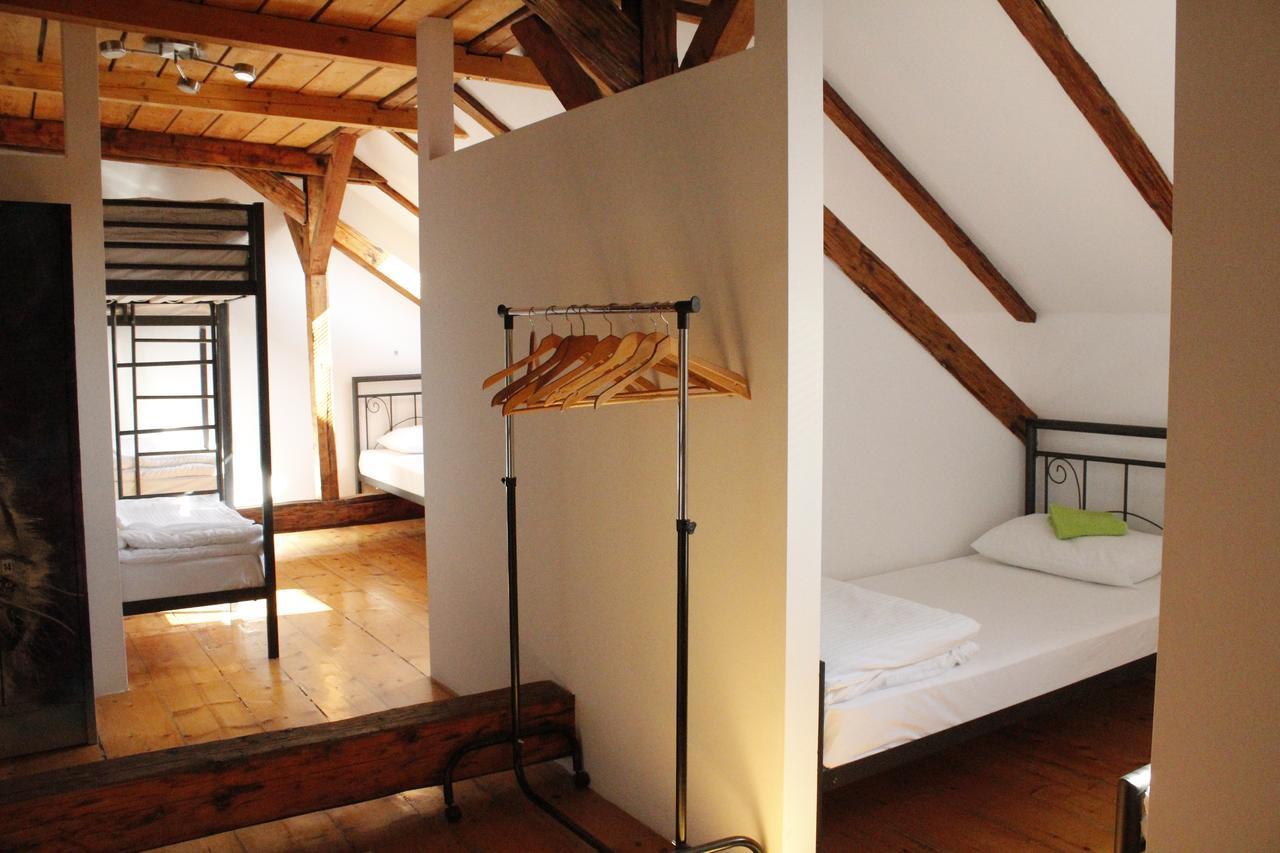 Hostel Nomad Νόβι Σαντ Εξωτερικό φωτογραφία